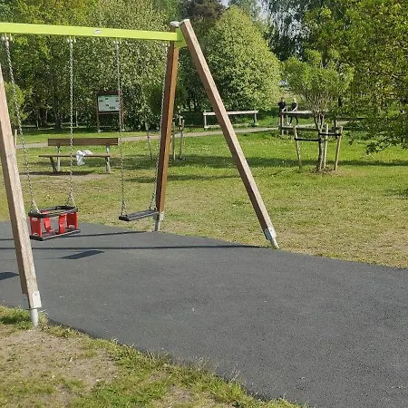 Rannaaeaerne Modernne Korter Uues Majas