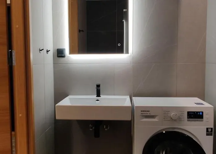 Apartment Rannaaeaerne Modernne Korter Uues Majas