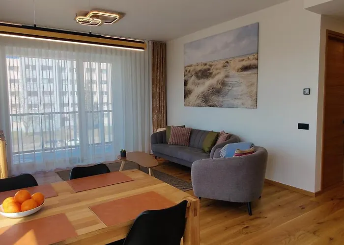 Apartment Rannaaeaerne Modernne Korter Uues Majas Parnu